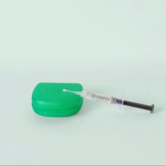 SmileNV is teeth whitening you can trust to deliver results.
by Dentists. New - Picture 10 of 15